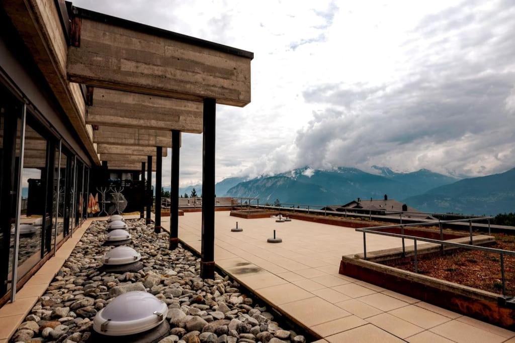 Small But Wow! Studio With Pool @ The Central Lake Crans-Montana Exteriér fotografie